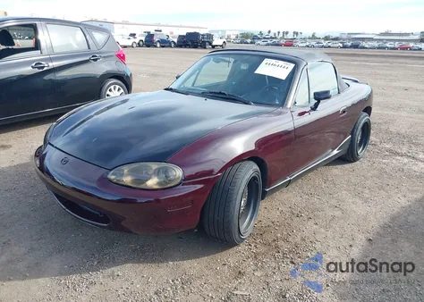 2001 Mazda Mx-5 Miata Ls/Special Edition z USA, uszkodzony, nr VIN JM1NB353210213702